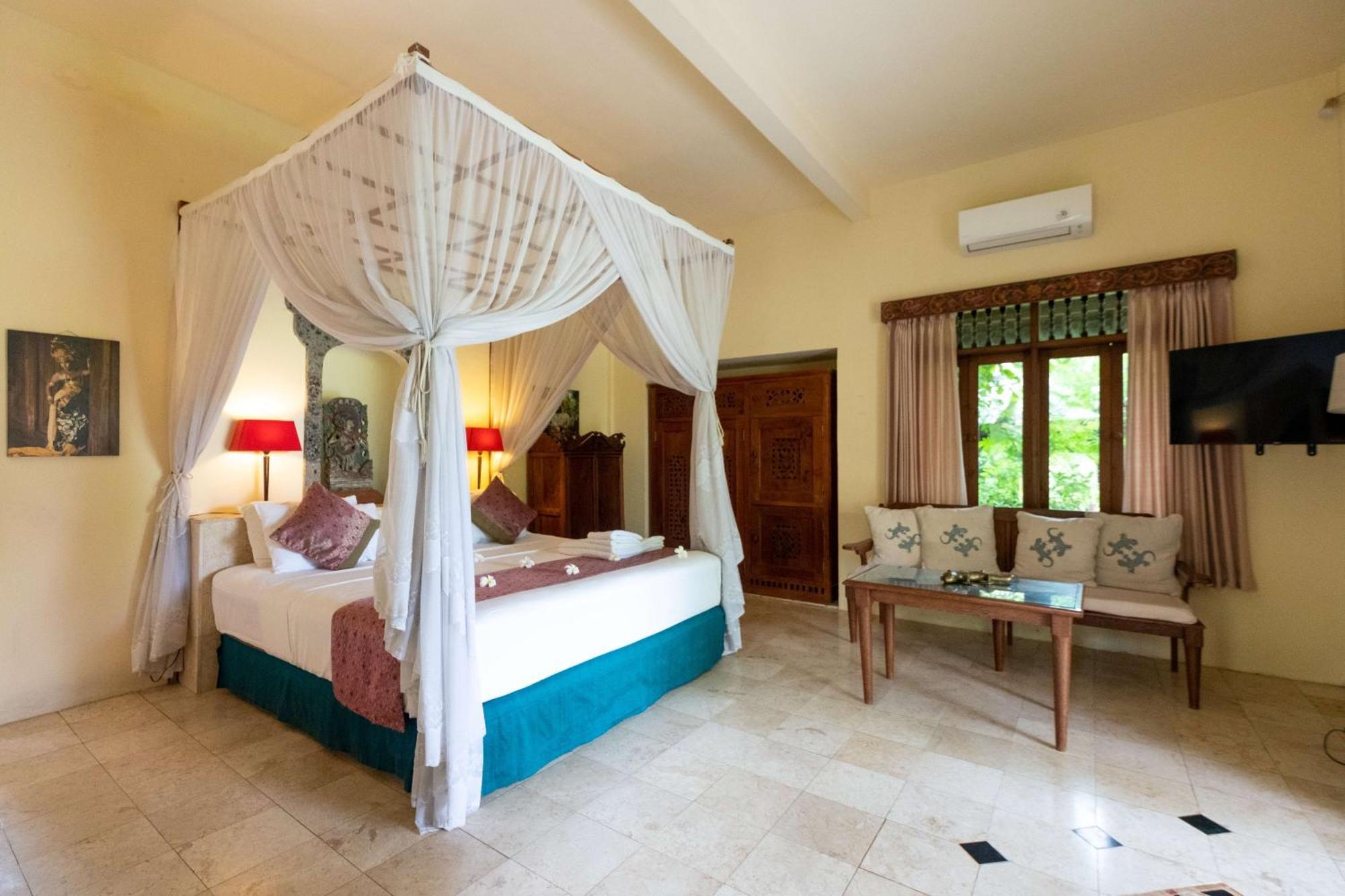 Taman Sari Bali And 4* Pemuteran (Bali)